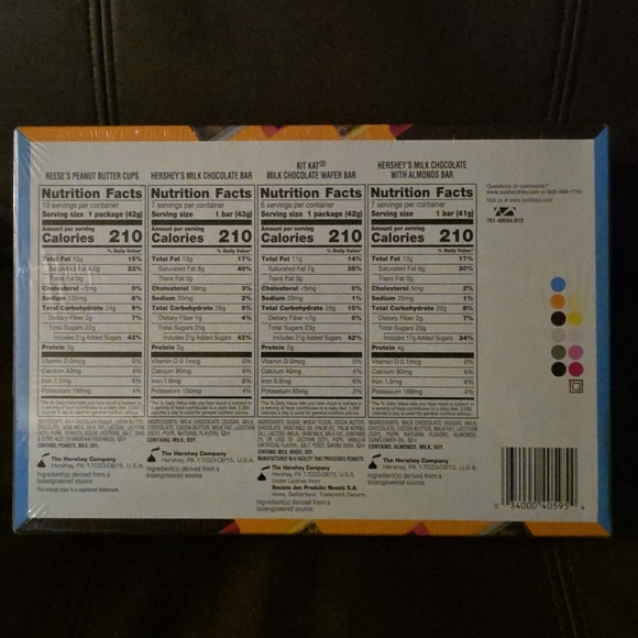 Hershey's Chocolate Candy Assortment Pack - Picture 2 of 4